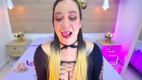 Kimi Kohh online show from November 4, 12:54 pm