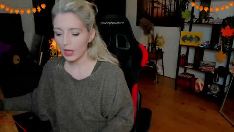 Wolfs Girl online show from October 29, 8:44 pm