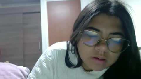 Kimmy online show from December 18, 3:55 am