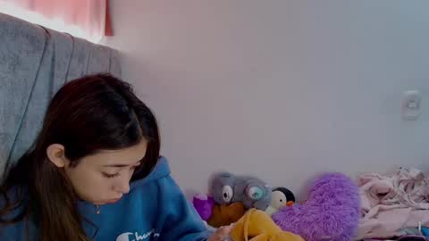 Snapshot of kimmy_veggaa chatting on October 21, 4:00 pm kimm online show from October 21, 4:00 pm