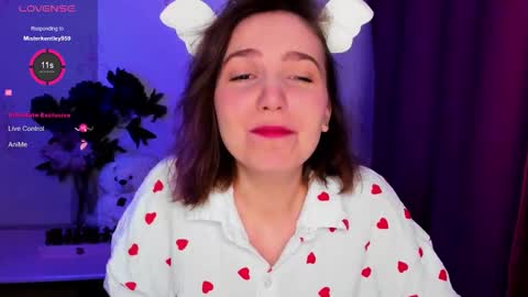 Hazel online show from February 13, 10:33 pm