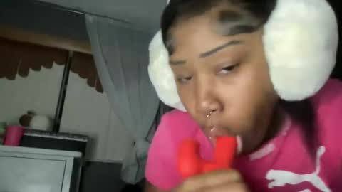 Bunniii online show from December 31, 10:26 am