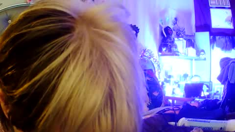 Kinky Pinky online show from November 17, 2:40 pm