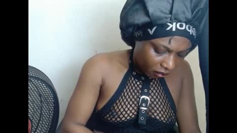 kinkyxxnasty online show from November 20, 8:15 am