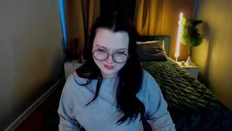 kira online show from February 26, 1:48 am