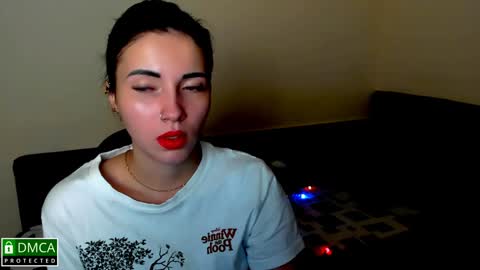 Kira  online show from December 7, 9:00 pm