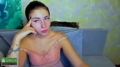 kiraa sunny online show from November 21, 10:23 pm