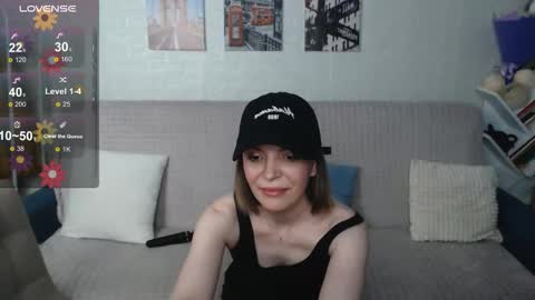 kiramartins cat online show from October 24, 7:54 pm