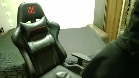 kirivant online show from February 12, 7:48 pm