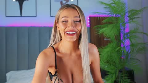 Risha online show from February 23, 4:24 am