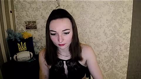 Snapshot of kiss_shy chatting on January 13, 6:06 am Valeria online show from January 13, 6:06 am