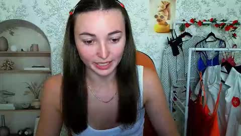 Snapshot of kiss_shy chatting on October 9, 2:43 pm Valeria online show from October 9, 2:43 pm