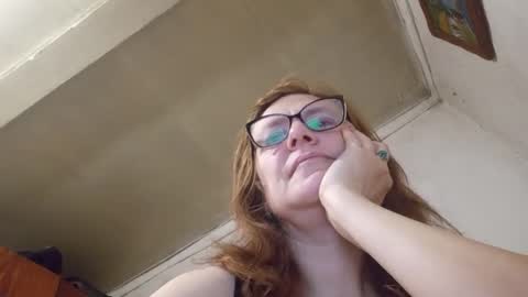 kissandvibe online show from November 25, 10:10 pm