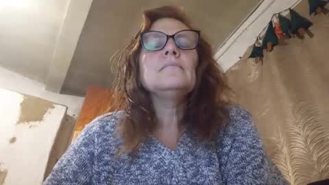 Snapshot of kissandvibe chatting on October 19, 7:27 pm kissandvibe online show from October 19, 7:27 pm