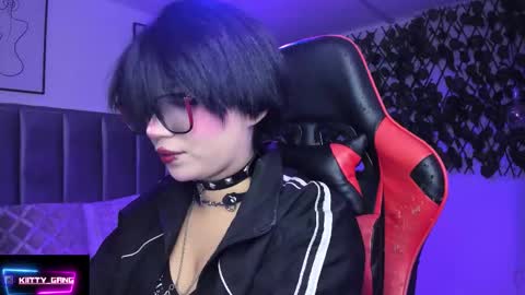 Camila online show from March 3, 1:44 am