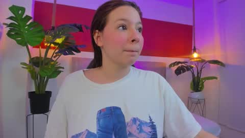 K I T T Y online show from February 3, 7:40 pm