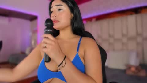   online show from October 15, 8:33 pm