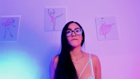 klohe Williams online show from December 22, 1:25 pm