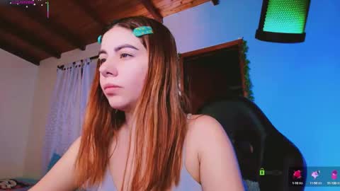 YINI online show from October 16, 4:48 am