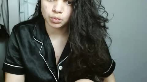 Karoll online show from November 13, 2:21 am