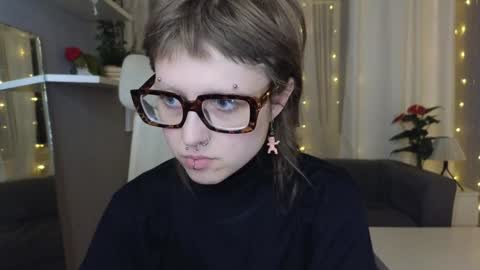 Snapshot of kortny_yo chatting on December 8, 2:30 pm Kortny online show from December 8, 2:30 pm