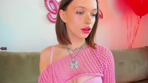 kossie_ online show from February 14, 12:25 pm