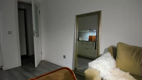 kossie_ online show from November 28, 11:30 pm