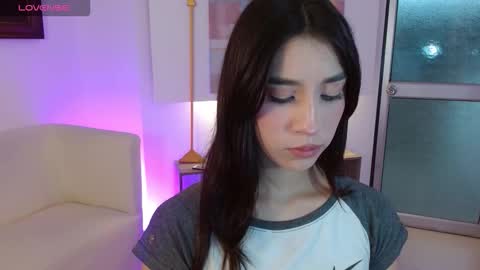 Elizabeth online show from December 15, 12:10 pm