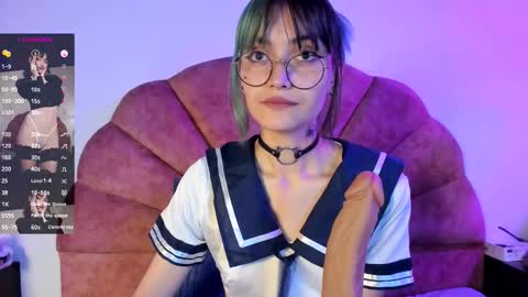 Nahomi online show from January 6, 2:10 pm