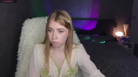 bupsikitty online show from December 22, 11:22 am