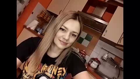 Snapshot of krisssexi chatting on February 11, 8:52 pm KrissSexi online show from February 11, 8:52 pm