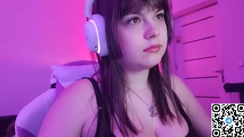 Kristi online show from December 18, 8:57 pm