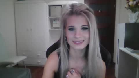 KristineAmore online show from October 3, 3:06 pm