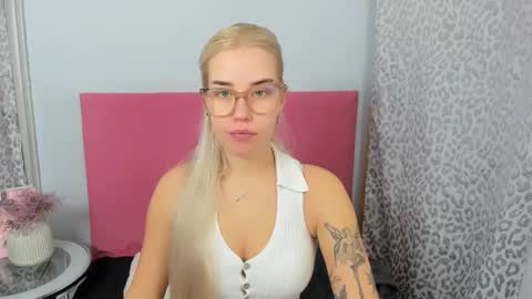 KristyFlowers online show from January 9, 8:19 am