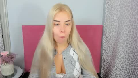 KristyFlowers online show from January 6, 8:07 am