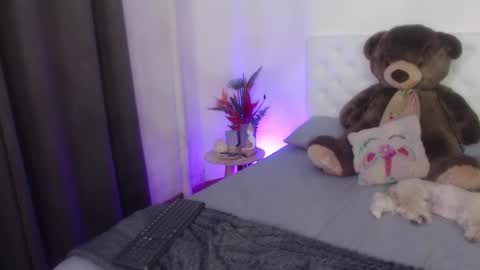 Sara online show from October 1, 2:16 am