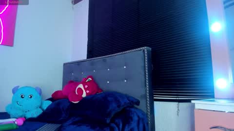 Kylie  online show from November 16, 2:24 am