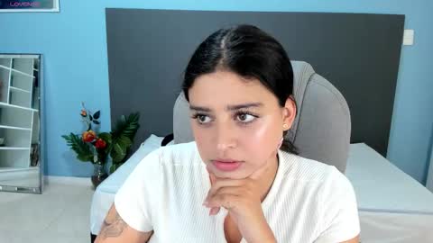 Snapshot of kylie_reyes chatting on September 19, 7:24 pm Kylie Reyes  online show from September 19, 7:24 pm