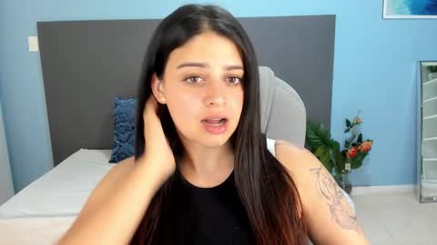 Snapshot of kylie_reyes chatting on October 14, 8:00 pm Kylie Reyes  online show from October 14, 8:00 pm
