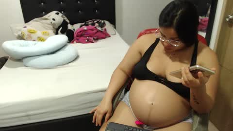 Instagram Kylie switch  followme  buy lovense here online show from October 8, 12:04 am