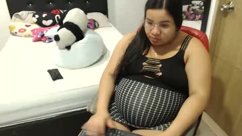 Instagram Kylie switch  followme  buy lovense here online show from November 20, 1:28 am