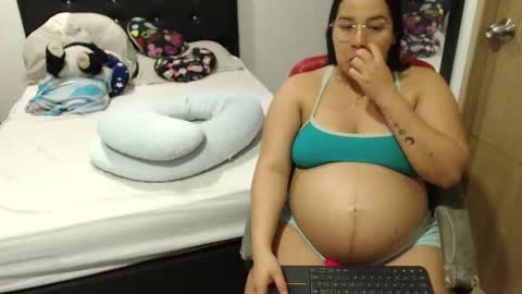 Instagram Kylie switch  followme  buy lovense here online show from November 4, 12:37 am