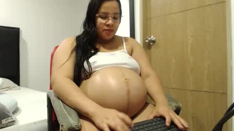 Instagram Kylie switch  followme  buy lovense here online show from November 12, 1:58 am