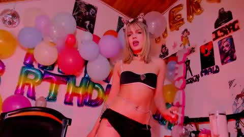   online show from November 23, 12:24 am