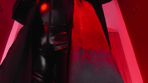 K Y L I E online show from October 4, 8:35 pm