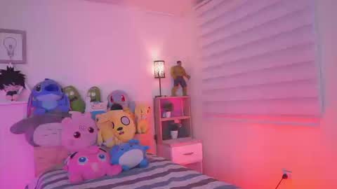 Kyomi online show from September 9, 1:33 pm