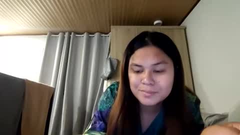 Snapshot of kyth143x chatting on October 5, 5:18 pm kyth143x online show from October 5, 5:18 pm