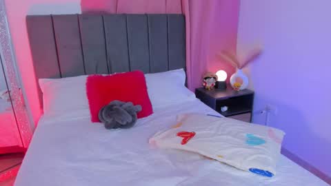 lana  foxx Model  independient online show from December 2, 12:56 am