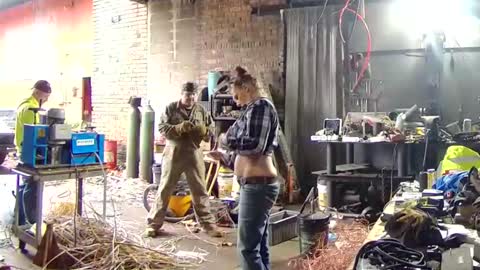 Snapshot of lacedinleather chatting on October 30, 4:52 pm LacedInLeather online show from October 30, 4:52 pm