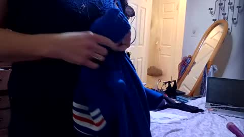 lacybell online show from February 16, 1:16 am